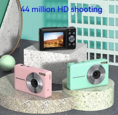 Digital Camera for Traveling